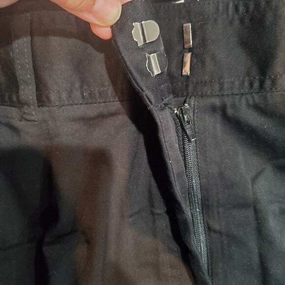 Avenue black capris cropped pants stretch plus size 16 office, work, party, New - Picture 6 of 14